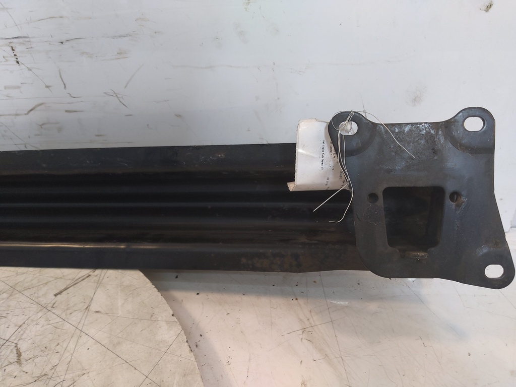 [MTD-538759] Refuerzo de paragolpes trasero VW SCIROCCO III