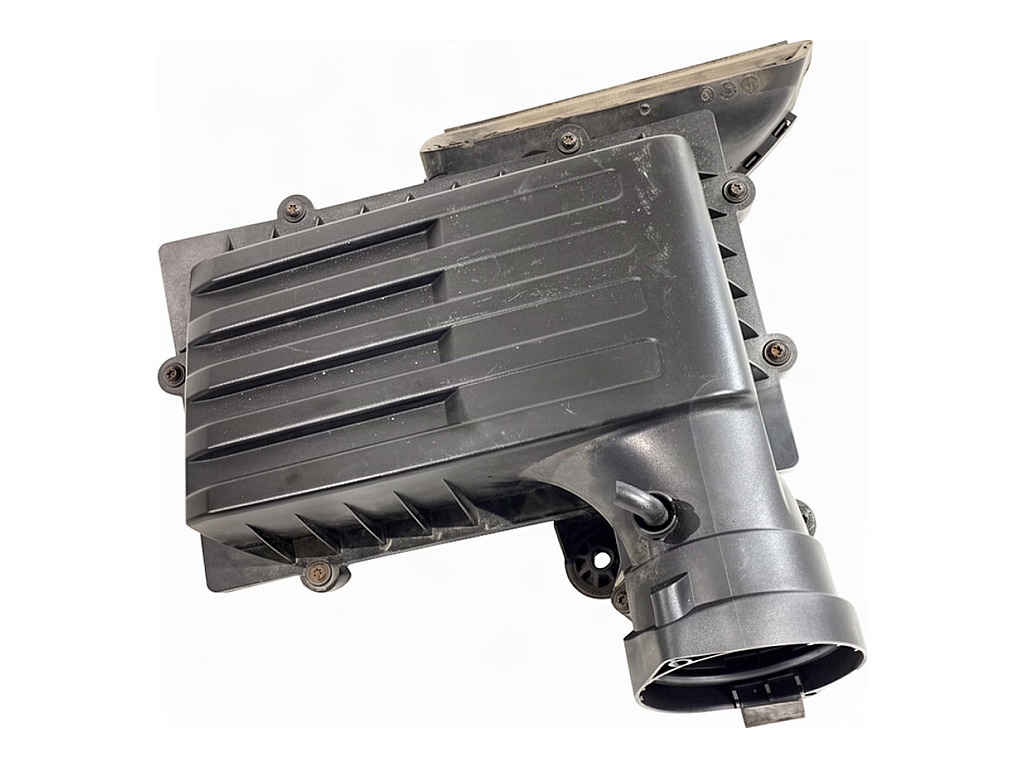 [STARK-952121] Caja de filtro de aire VW GOLF VII Variant