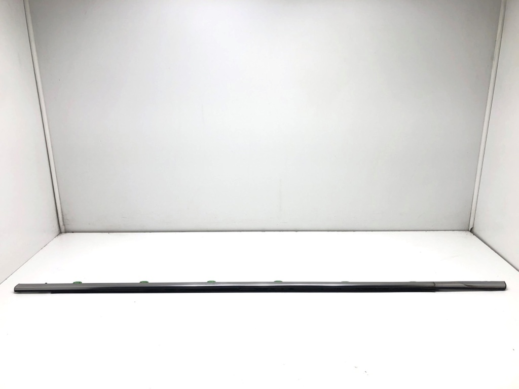 [STARK-823522] Moldura de puerta delantera izquierda Honda CR-V III