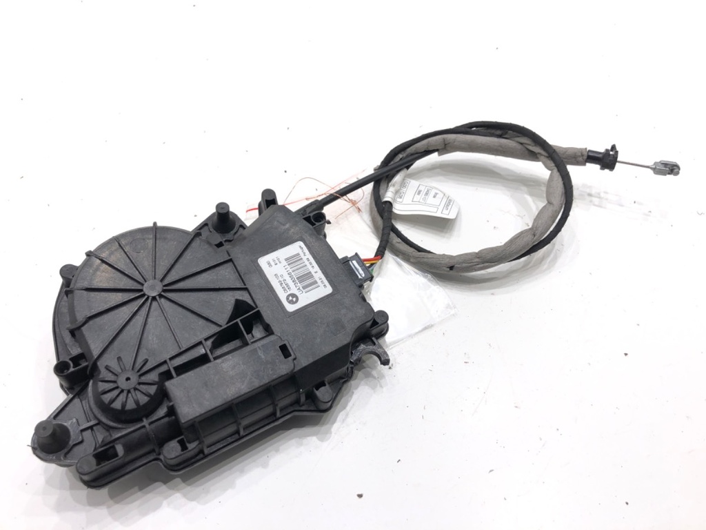 [STARK-827623] Actuador de cierre suave de portón trasero BMW Serie 5 (G30, F90)