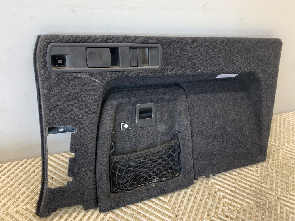 [STARK-887848] Revestimiento lateral de maletero izquierdo BMW X5 (G05)
