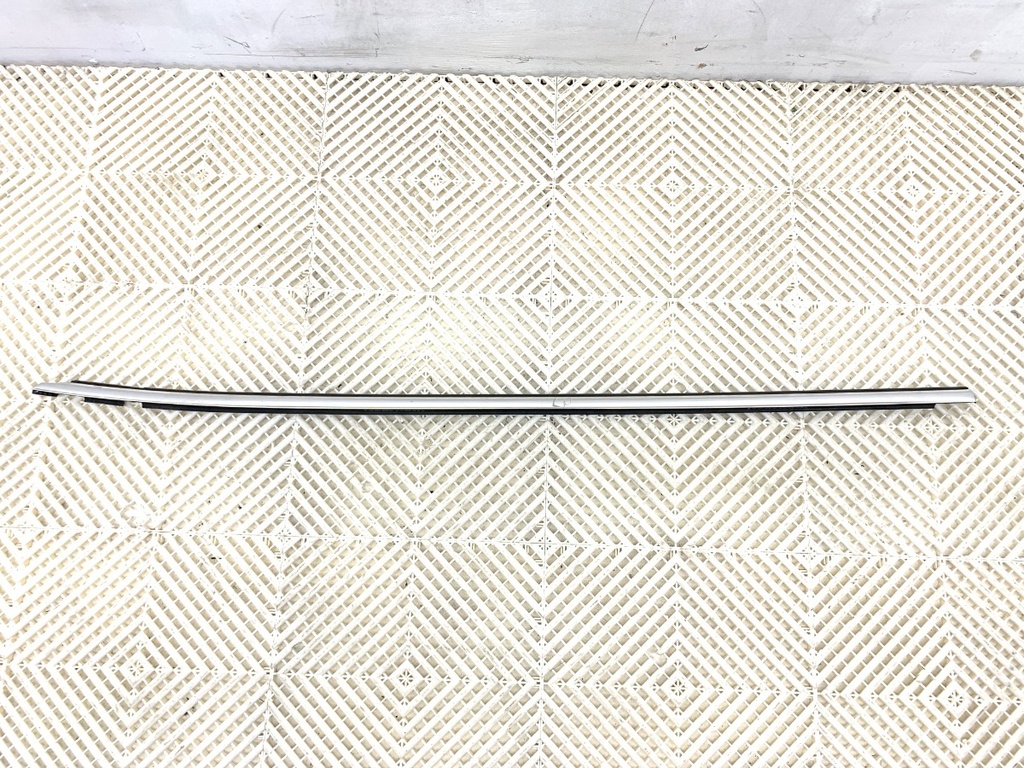 [STARK-784408] Moldura de puerta delantera izquierda Audi A5 F5