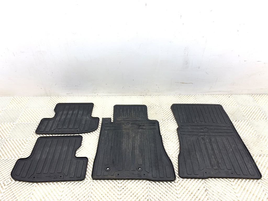 [STARK-699915] Juego de alfombrillas Ford Mustang Coupe