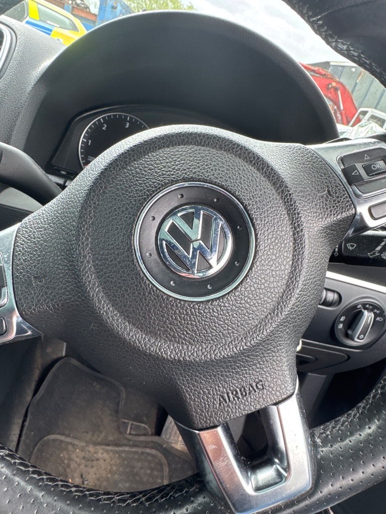 [EPE-103728] Kit de airbag y cinturones Volkswagen Scirocco III (2008-2017)