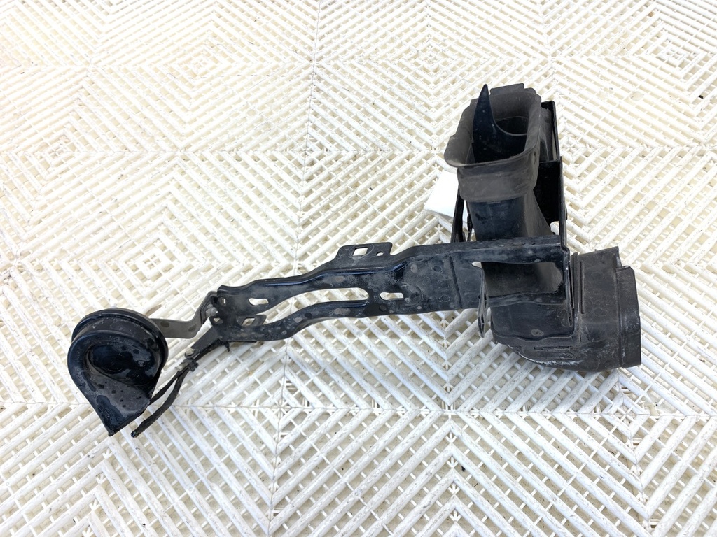 [STARK-874243] Guía de aire BMW Serie 3 (F30, F80)