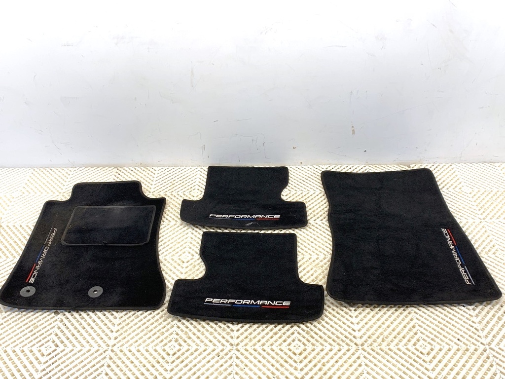 [STARK-910860] Juego de alfombrillas Ford USA Mustang coupe