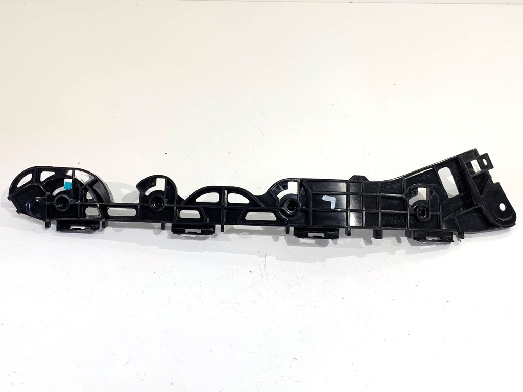 [STARK-917633] Guía de parachoques trasero izquierdo Lexus NX II