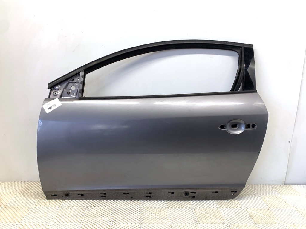 [STARK-879698] Puerta delantera izquierda Renault Megane III Coupe 1.4 TCe 96kW 131CV