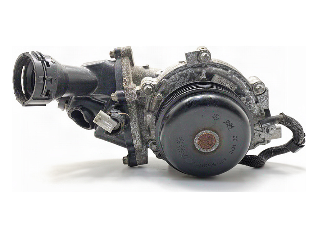 [STARK-938010] Bomba de agua Mercedes-Benz Clase C W205