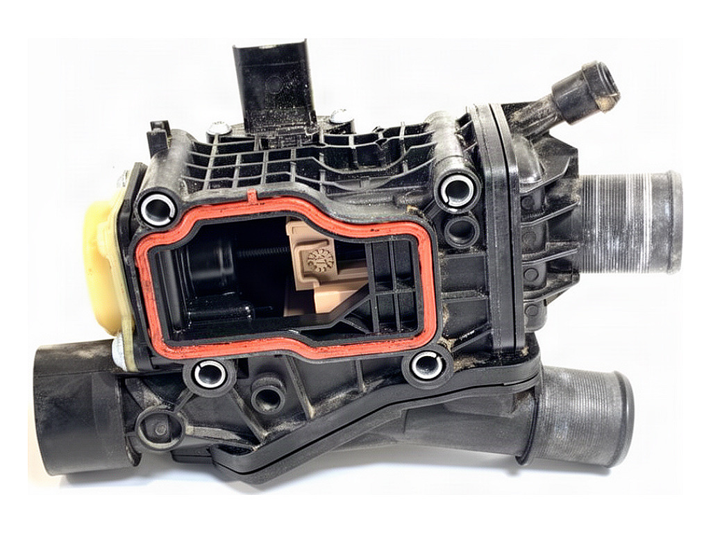 [STARK-948827] Caja de termostato FORD USA EDGE 2014-2022