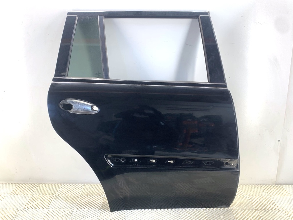 [STARK-879796] Puerta trasera derecha Mercedes-Benz Clase GL (X164) 2006-2012