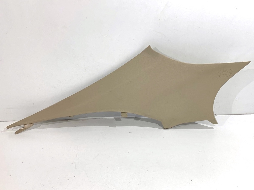 [STARK-900007] Moldura de pilar izquierdo Toyota Camry (V7) 2017-2022