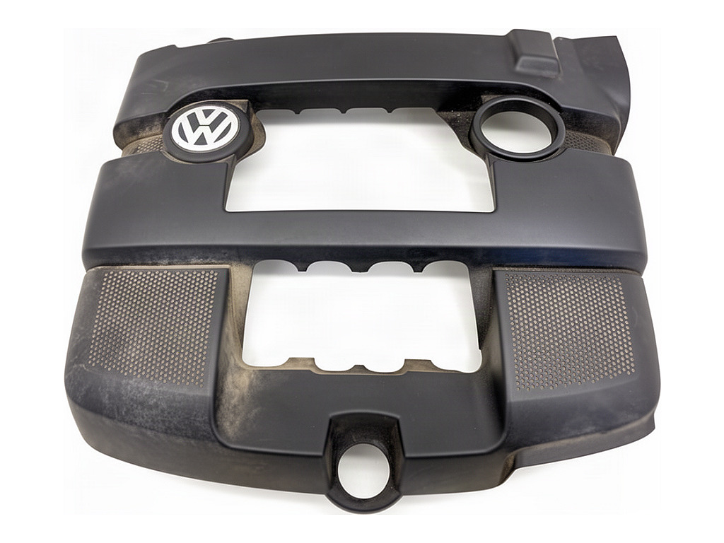 [STARK-950357] Tapa de motor VW JETTA III (1K2)