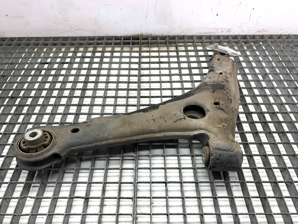 [STARK-880227] Aleta delantera izquierda Mercedes-Benz eSprinter Skrzynia (B910) 2020-2022