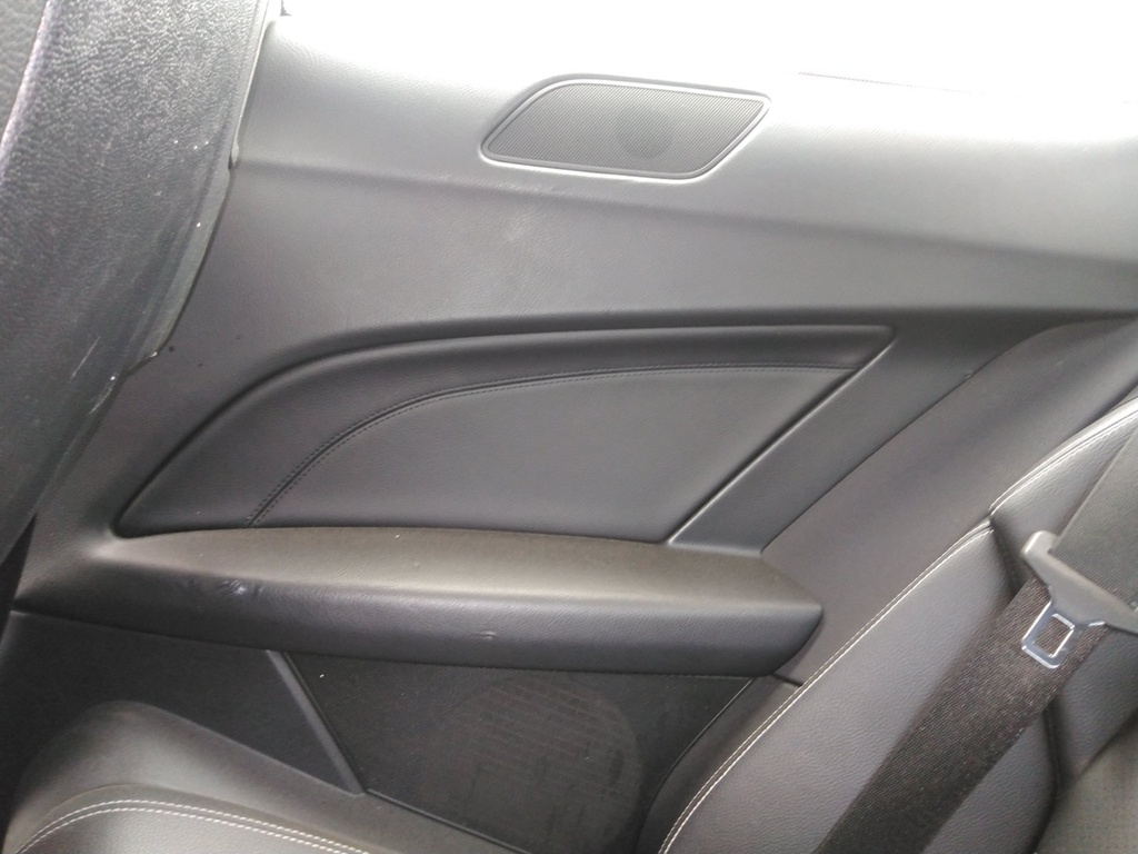 [EPE-127728] Embellecedor pilar B inferior derecho Mercedes-Benz C-Class