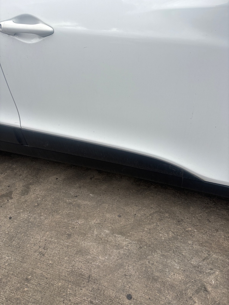 [EPE-127806] Moldura puerta delantera derecha Hyundai ix35