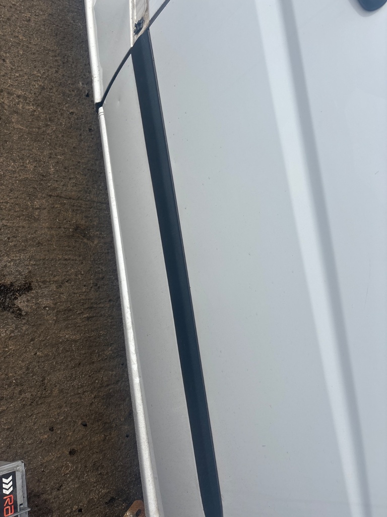 [EPE-127906] Moldura puerta delantera derecha Mercedes-Benz Vito / Mixto