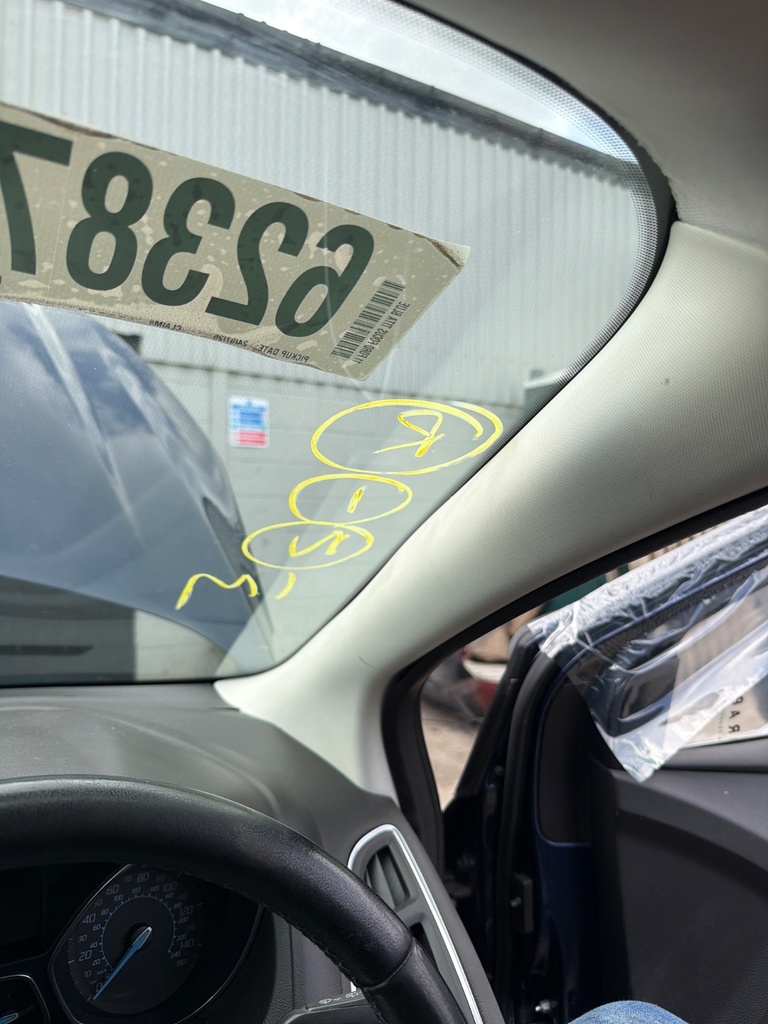 [EPE-126039] Pilar A Ford Focus