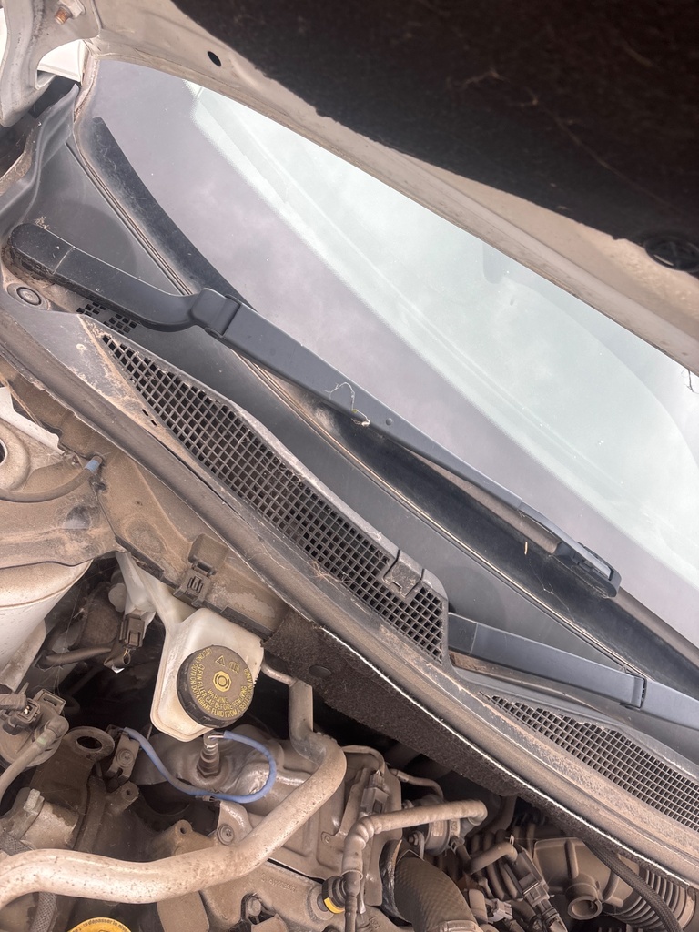 [EPE-126286] Motor y mecanismo de limpiaparabrisas delantero Nissan Qashqai