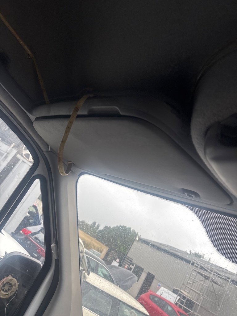 [EPE-126564] Parasol izquierdo Mercedes-Benz Sprinter 3.5-T