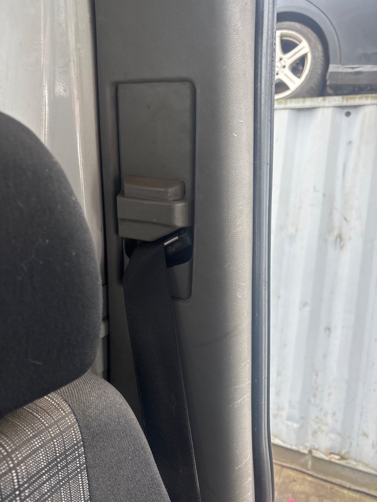 [EPE-126719] Embellecedor Pilar B Mercedes-Benz Sprinter
