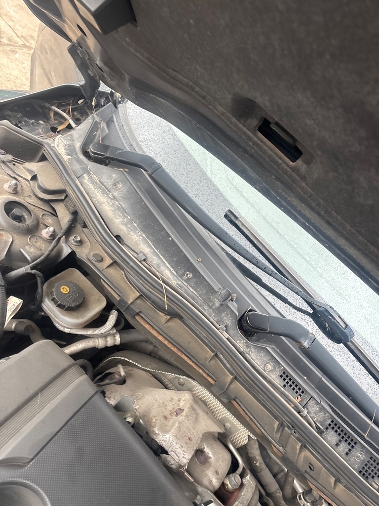 [EPE-126773] Motor y mecanismo de limpiaparabrisas delantero Mazda 6