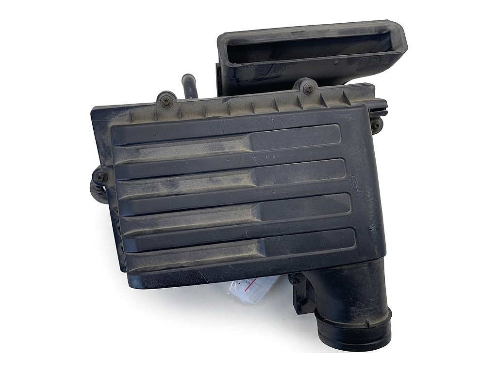 [STARK-923393] Caja de filtro de aire SKODA Octavia III (5E3, NL3, NR3) 1.8 TSI 132 kW 2012-2022