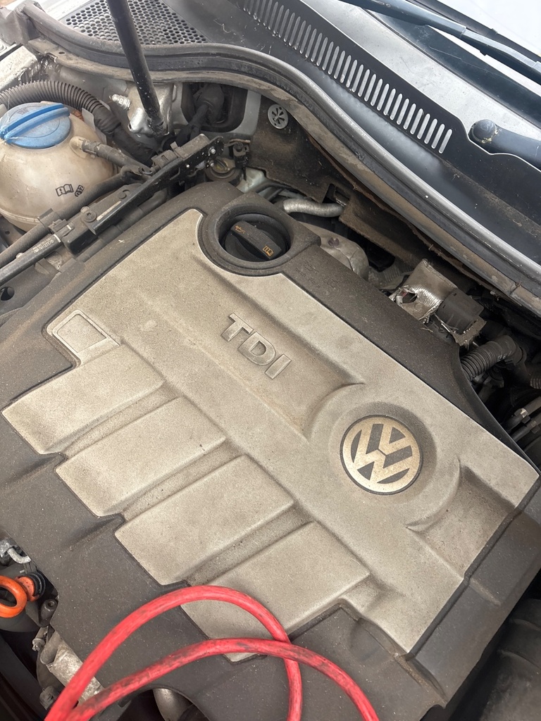 [EPE-127030] Tapa embellecedora de motor VW Passat CC 2.0 TDI