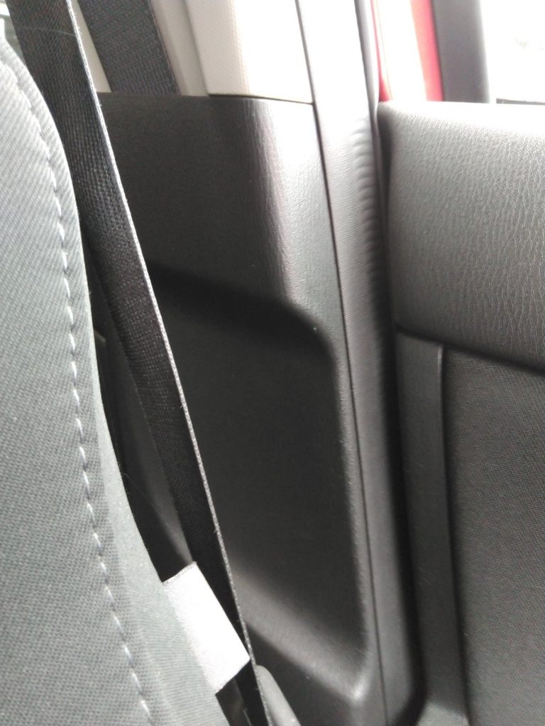 [EPE-127163] Embellecedor de pilar B inferior izquierdo Mazda CX-5