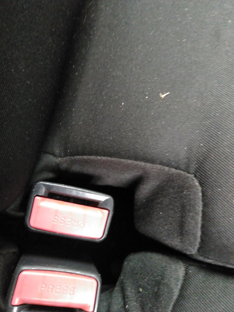 [EPE-127201] Cinturón de seguridad fila central trasera Mazda CX-5 2015