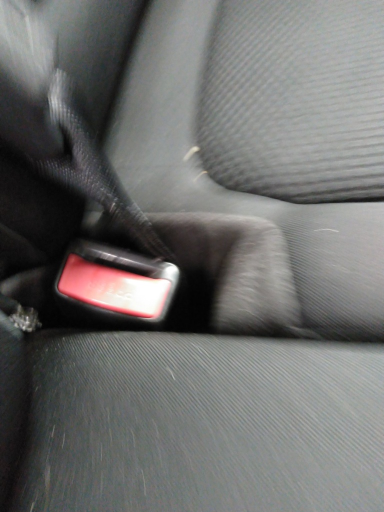 [EPE-127204] Cinturón de seguridad trasero fila central izquierda Mazda CX-5 2015