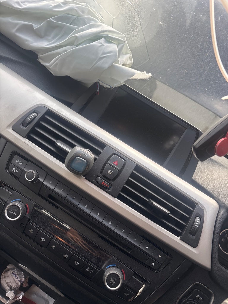 [EPE-127236] Salida de aire calefacción salpicadero BMW Serie 3 E91 335d 2007