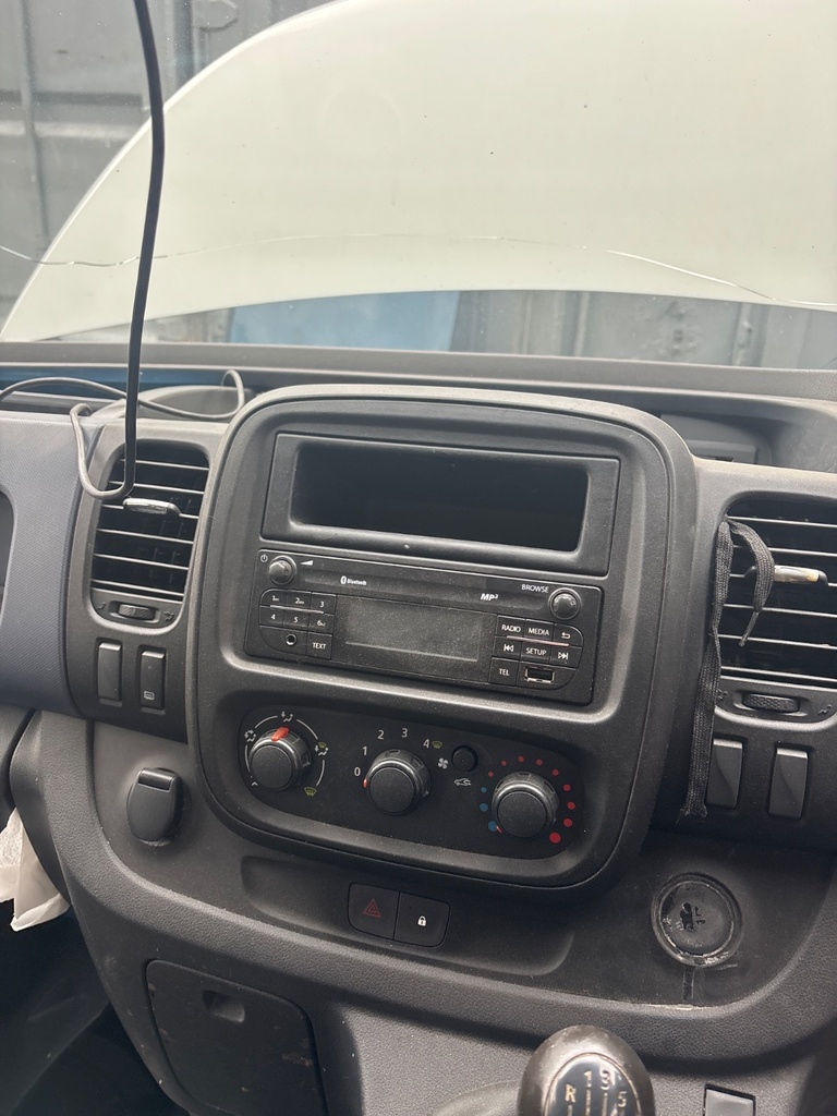 [EPE-127330] Salida de aire calefacción salpicadero Opel Vivaro B