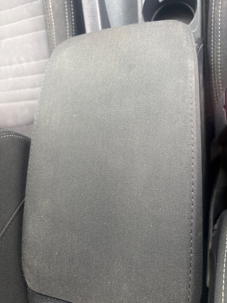 [EPE-127412] Reposabrazos de consola central VW Scirocco 1.4