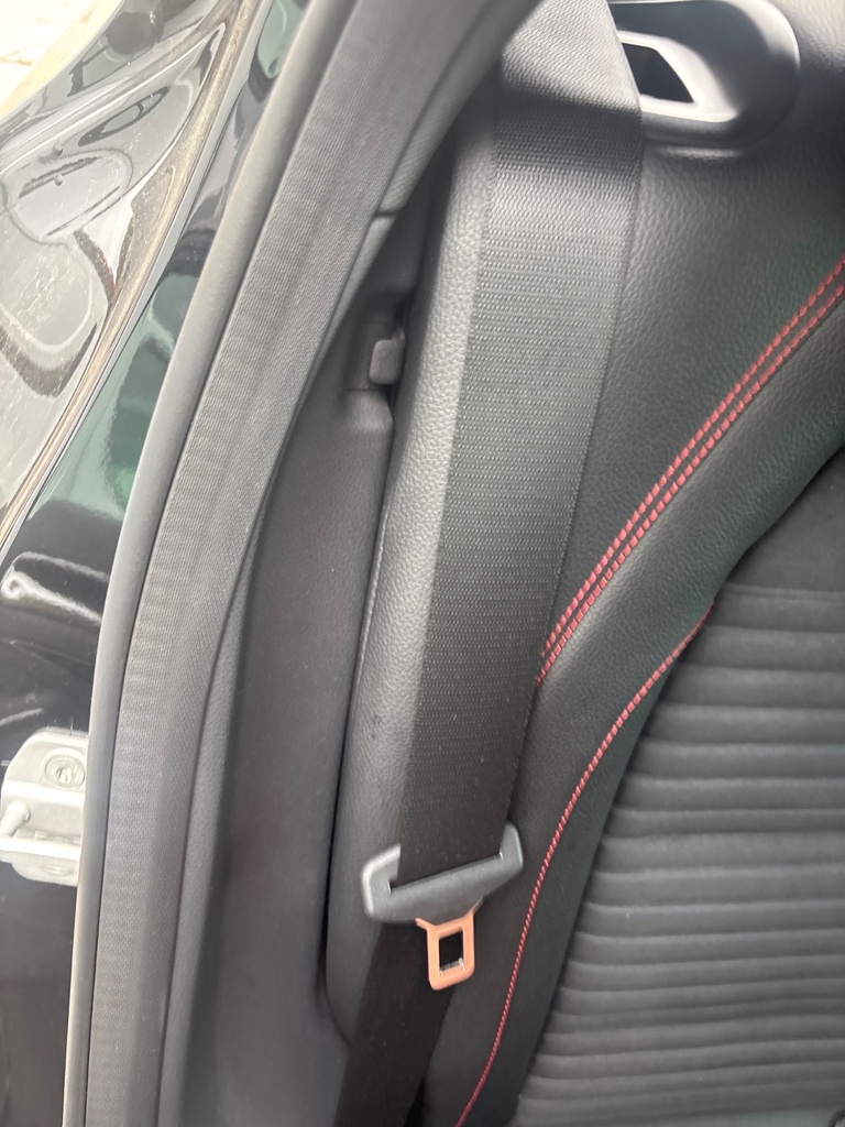[EPE-127556] Pretensor trasero derecho cinturón de seguridad Mercedes-Benz A-Class