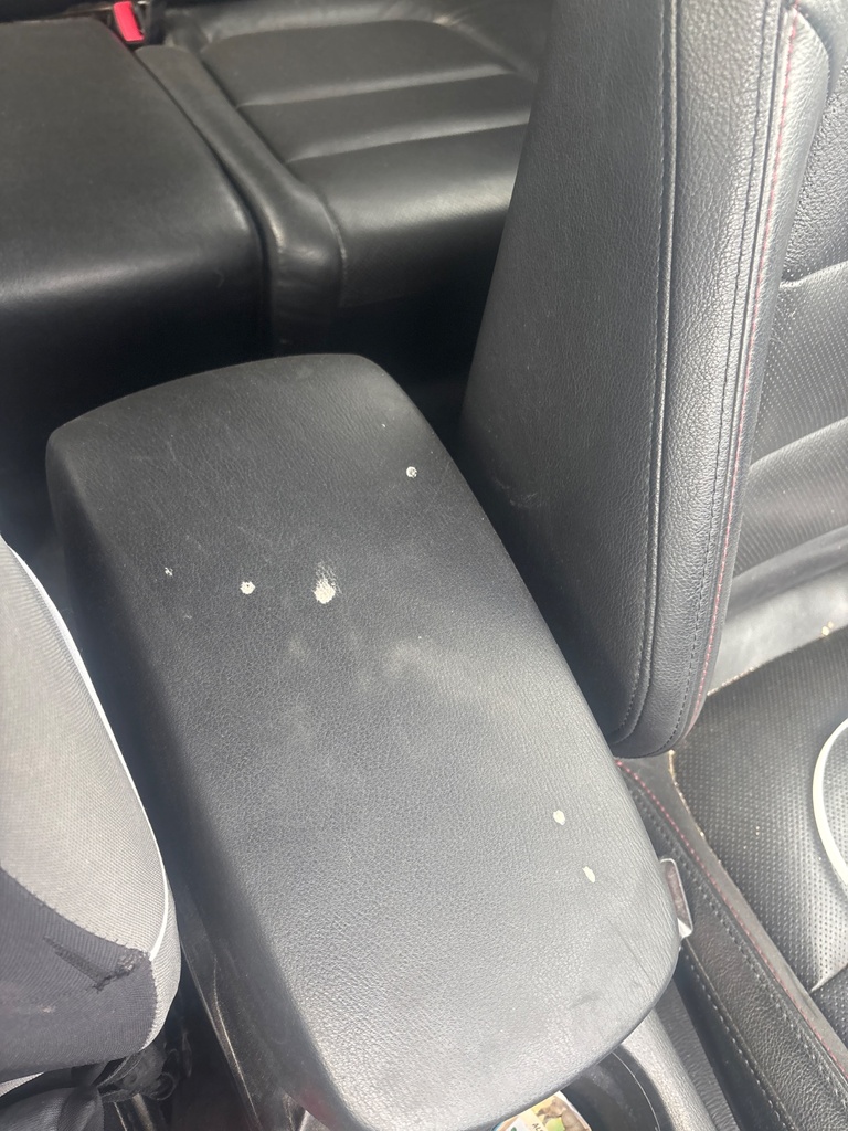 [EPE-128014] Reposabrazos de consola central Mazda CX-5