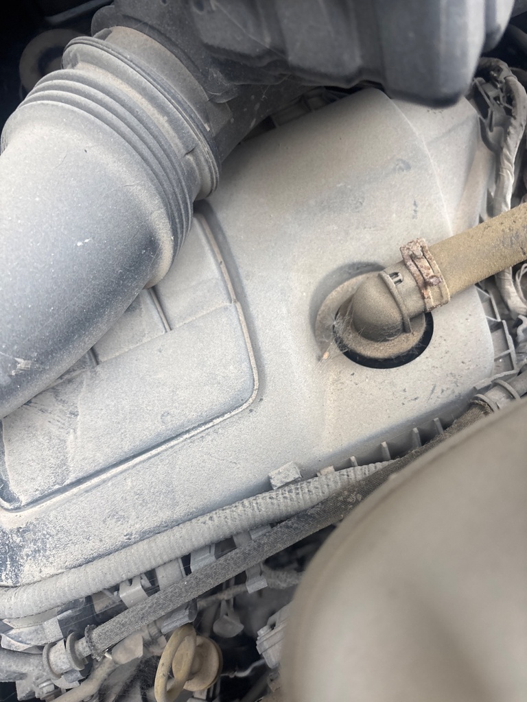 [EPE-127307] Tapa de motor Opel Vivaro B X82