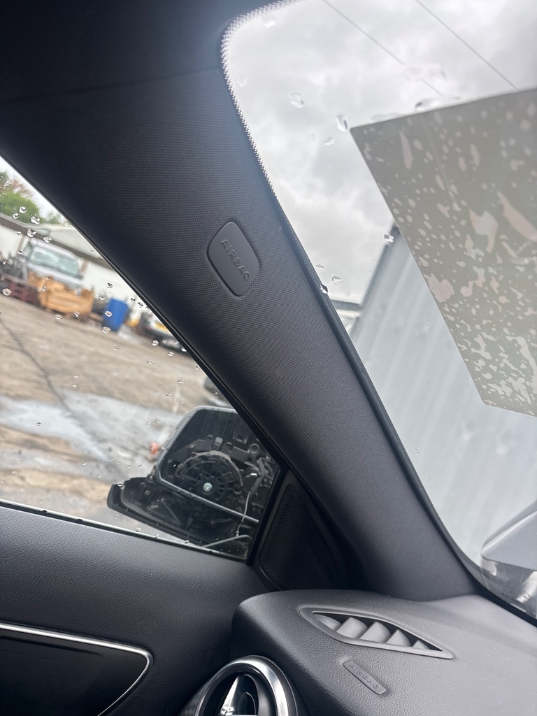 [EPE-127498] Pilar A Mercedes-Benz A-Class (W176)