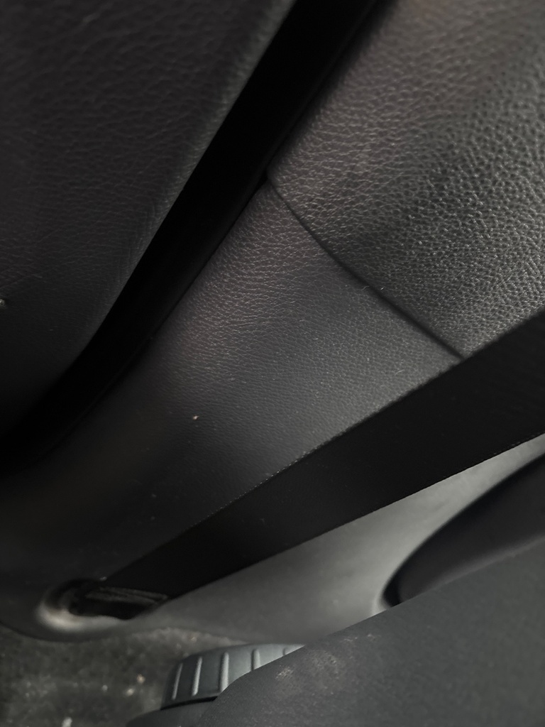 [EPE-127522] Embellecedor pilar B inferior izquierdo Mercedes-Benz A-Class (W176)