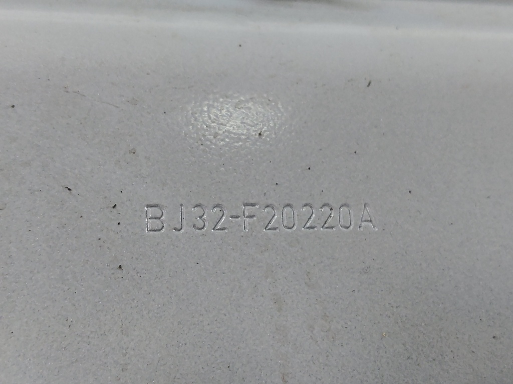 [MTD-539504] Puerta delantera derecha Land Rover Range Rover Evoque