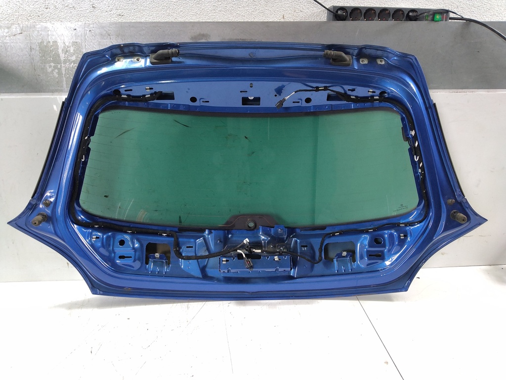 [MTD-539417] Portón trasero VW Scirocco III