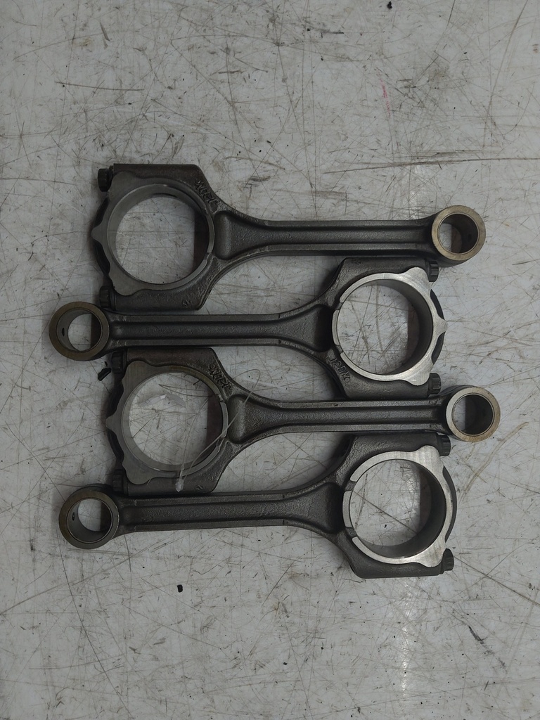 [MTD-539482] Juego de 4 bielas Hyundai Elantra V 1.8