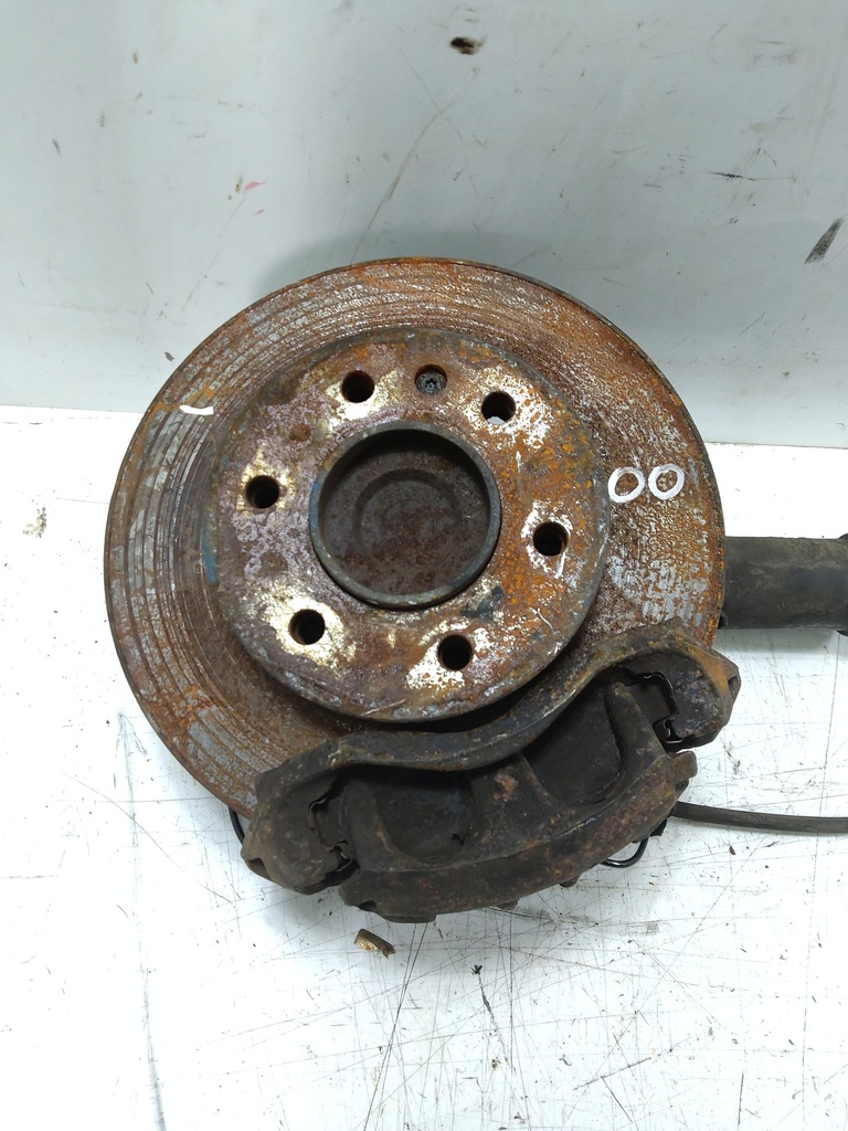 [MTD-539275] Buje de rueda delantero derecho Mercedes Sprinter B906