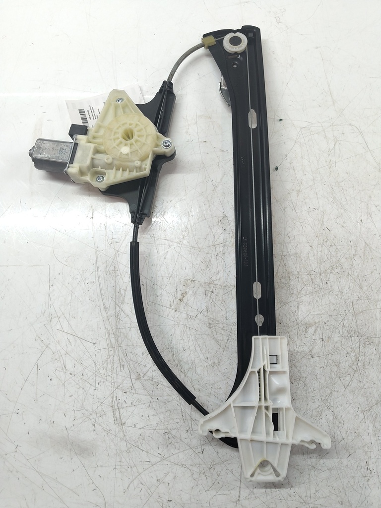 [MTD-538441] Motor de elevalunas VW Passat B8 3G5