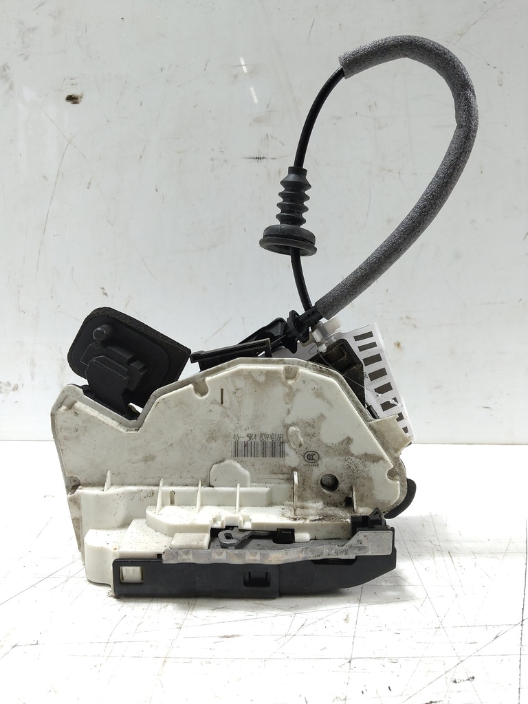 [MTD-539203] Cerradura de puerta VW Golf VII