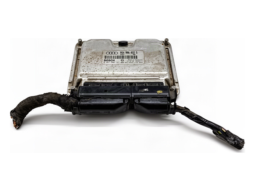 [STARK-950912] Centralita de motor Audi A3 (8L1)