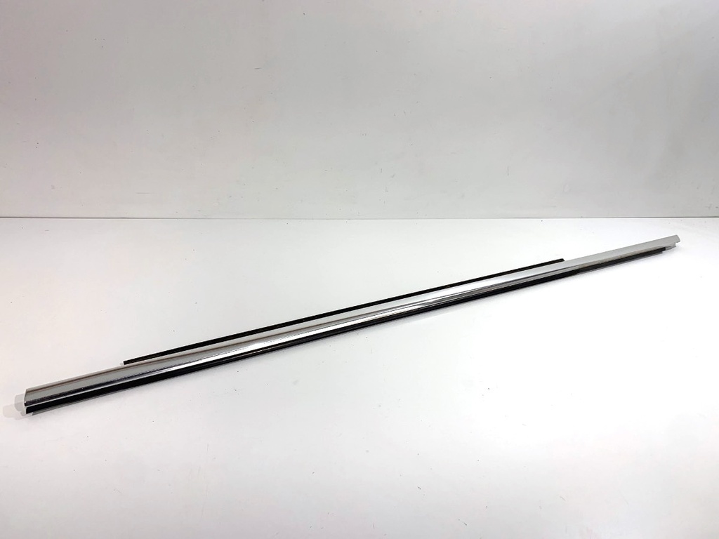 [STARK-797297] Moldura de puerta delantera izquierda Audi Q5