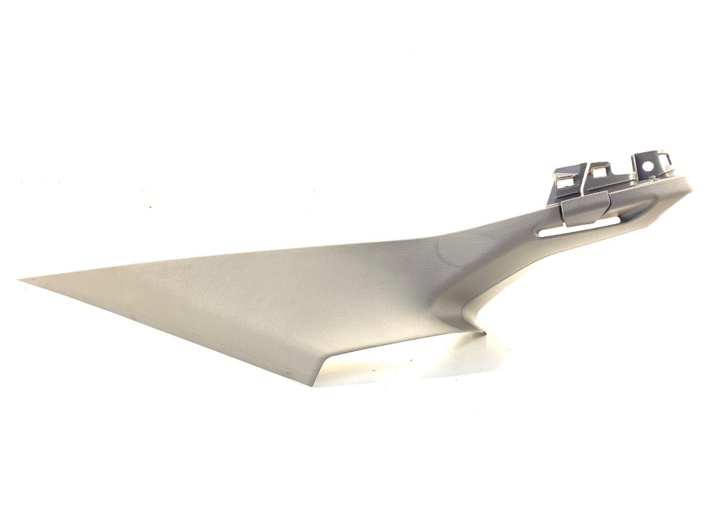 [STARK-826641] Moldura de pilar derecho BMW X6 (F16, F86)