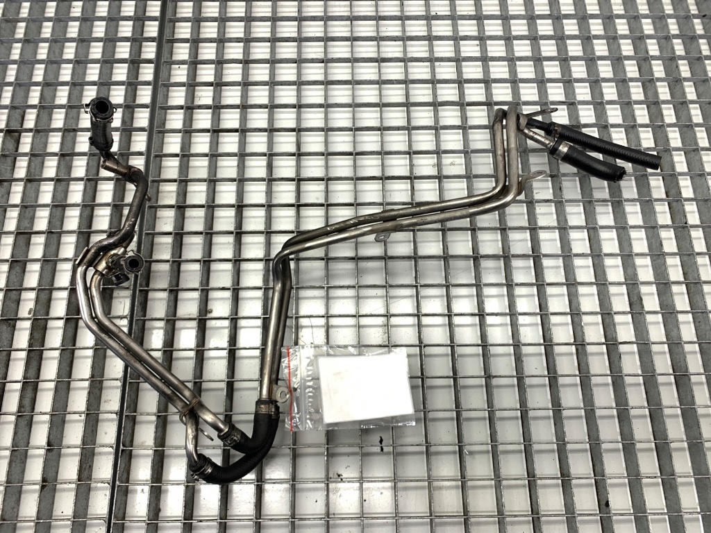 [STARK-853427] Tubería de combustible Mercedes-Benz Clase M (W166)