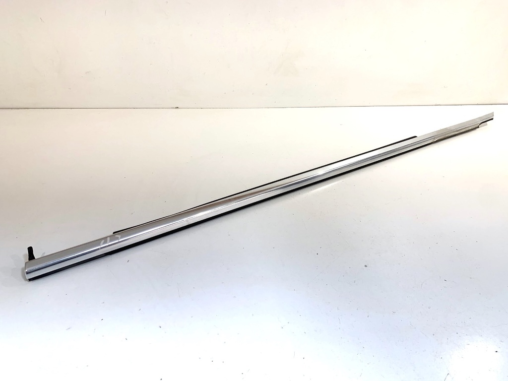 [STARK-894494] Moldura de puerta delantera izquierda BMW Serie 5 (G30, F90)